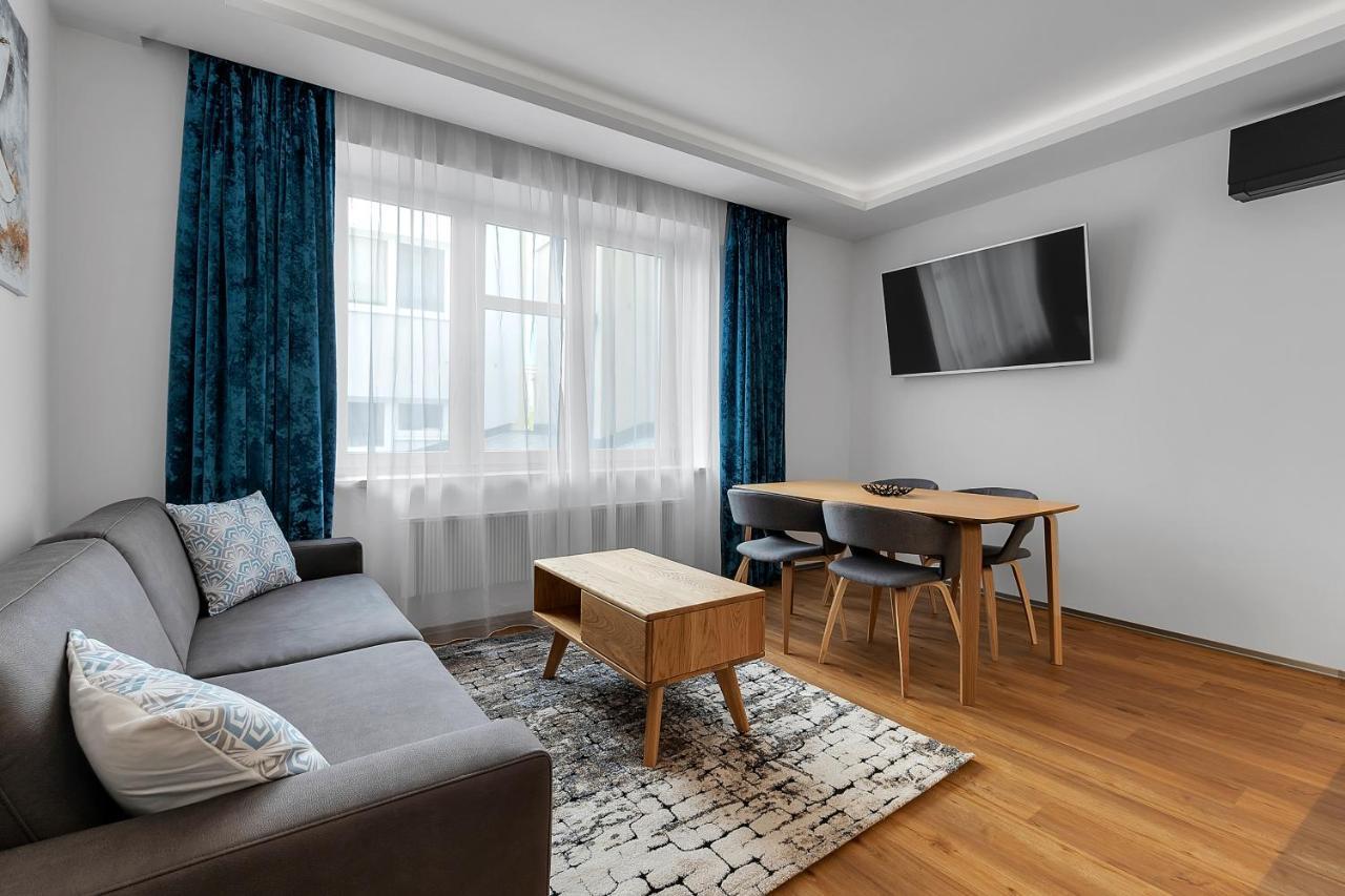 Novy Designovy Apartman S Klimatizaci Rychnov nad Kneznou Ngoại thất bức ảnh